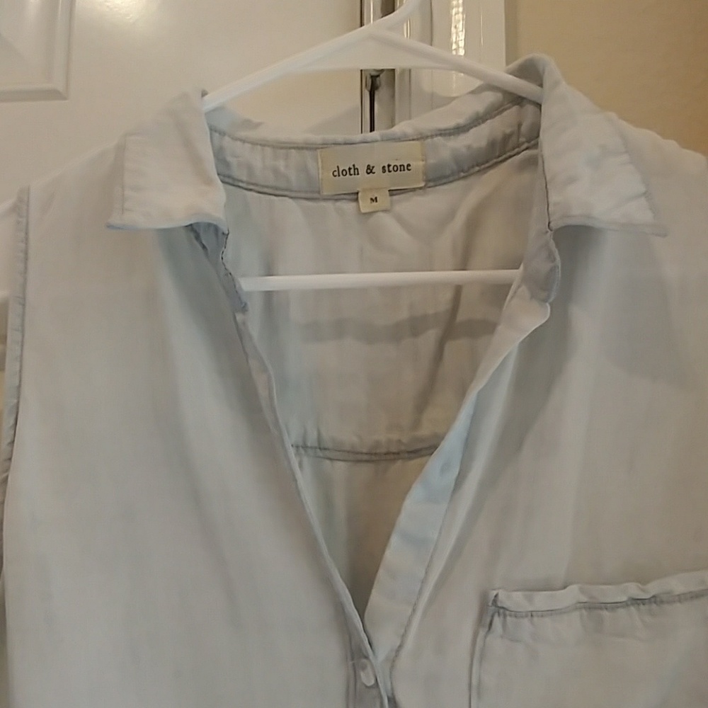 Cloth & Stone high low chambray - Picture 6 of 8